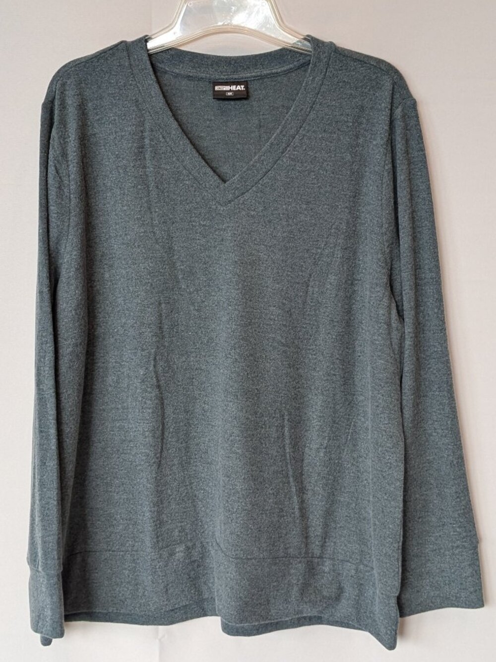NEW 32 Degrees V-neck Top